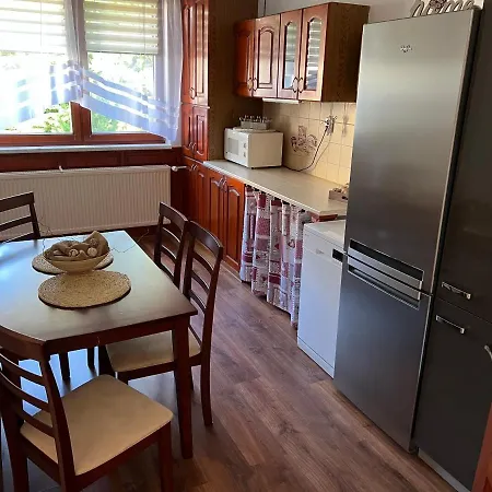 Apartman Tatranska Kotlina Vysoke Tatry Exterior photo